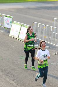 BIB: 2512
                            <button type="button" onclick="openModal(3555706)" class="btn btn-primary btn-sm float-right btn-popup" data-toggle="modal" data-target=".modal-high-quality">
                        <i class="fas fa-shopping-cart"></i> Add to Cart
                    </button>
                                            <button type="button" onclick="isThisMe(3555706, true)" class="btn btn-success btn-sm float-right btn-popup btn-isme hidden" data-toggle="tooltip" data-placement="bottom" title="นี่คือรูปของคุณใช่ไหม คลิกที่นี่เพื่อเอาเข้าอัลบั้ม">
                        <i class="fas fa-plus"></i> Add to album
                    </button>
                    <button type="button" onclick="isThisMe(3555706, false)" class="btn btn-warning btn-sm float-right btn-popup btn-isnotme hidden">
                        <i class="fas fa-ban"></i> Remove from album
                    </button>